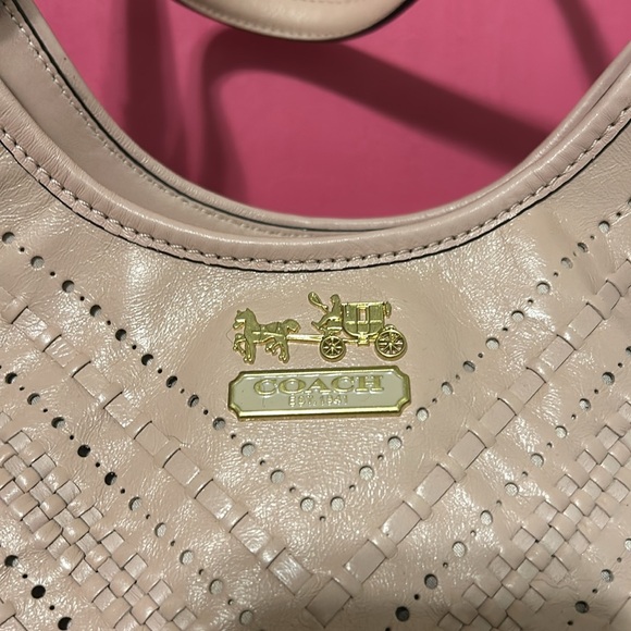 Special Edition Cutout Blush Coach Bag - Picture 2 of 11